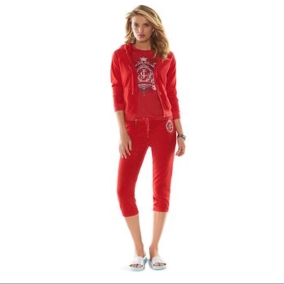 Juicy Couture Tracksuit Red Crest Terry Capri NWT - Picture 2 of 7